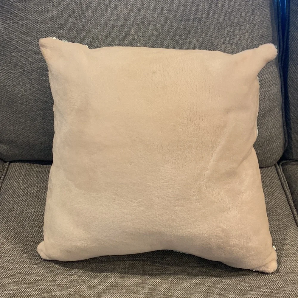 Decorative sequin pillow
